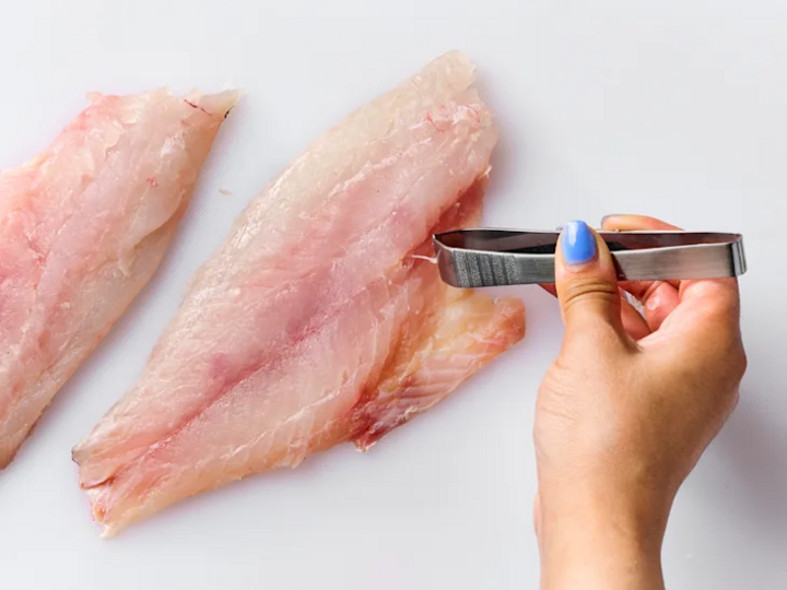 Người Mỹ có thói quen ăn cá phi lê, không xương. (Ảnh: Cabbera)