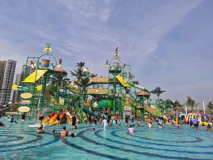 Các tour ngắn ngày gần TP.HCM, các điểm đến tại TP.HCM trở thành lựa chọn của nhiều du khách dịp nghỉ lễ 30/4 năm nay. (Ảnh: Hà Linh)