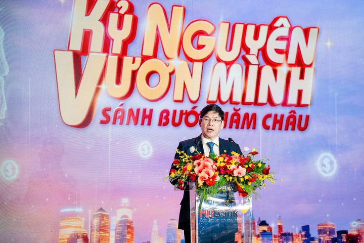 Đại hội cổ đông HDBank 2026: Lợi nhuận kế hoạch tăng 41%, quy mô gần 1,2 triệu tỷ đồng - 2