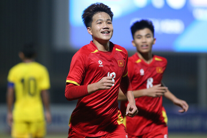 U17 Việt Nam trở thành kỉ lục gia Đông Nam Á.