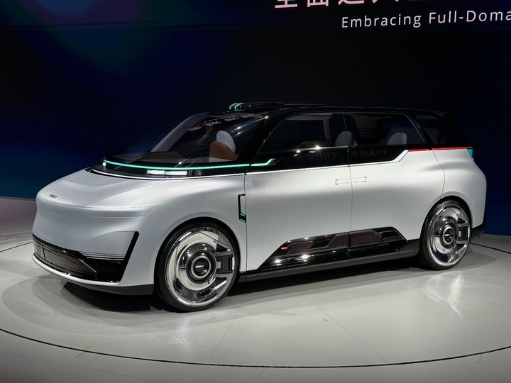 Geely giới thiệu Eva Cab: Taxi tự lái đầu tiên đột phá từ Trung Quốc - 1