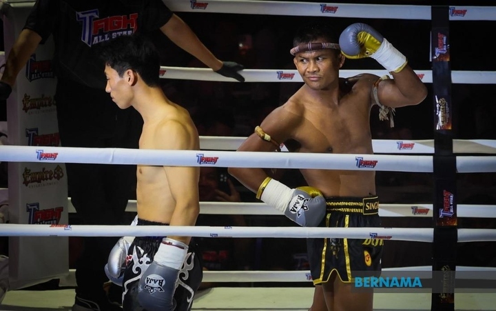 Buakaw tái xuất ở tuổi 44.