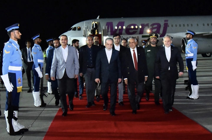 Đoàn quan chức Iran đến Pakistan. (Ảnh: Getty)