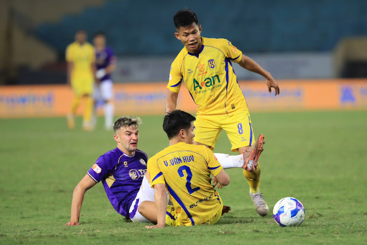 SLNA chỉ thua 1 trận trong 7 vòng đấu gần nhất. (Ảnh: VPF)