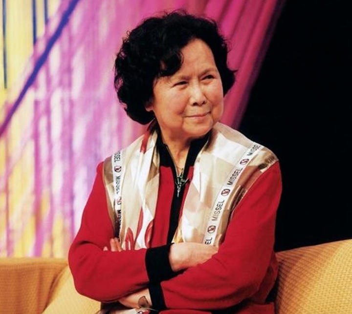 Cố đạo diễn Dương Khiết.