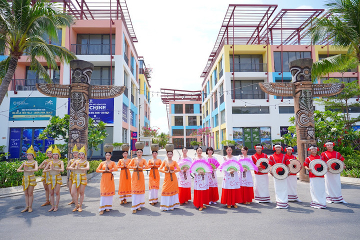 Sự kiện của KDI Group mang đến không gian lễ hội sôi động, tạo nên trải nghiệm thú vị cho người tham dự.