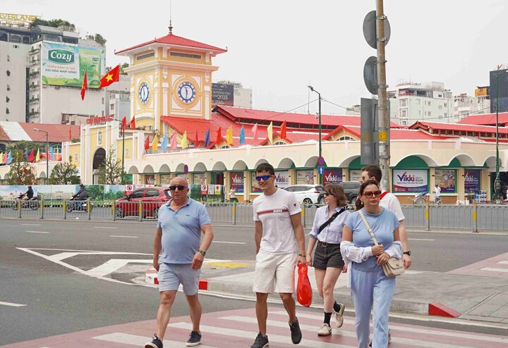 Với nhiều chương trình kích cầu, TP.HCM kỳ vọng đón lượng lớn khách nghỉ dưỡng, tham quan, giải trí trong dịp lễ dài 30/4 năm nay. (Ảnh minh họa)