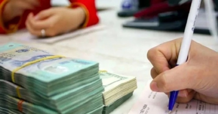 Tuy giảm nhưng mặt bằng lãi suất được dự báo khó về được vùng thấp.