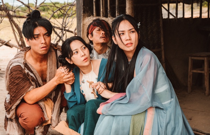 Phim mang màu sắc hài hành trình.