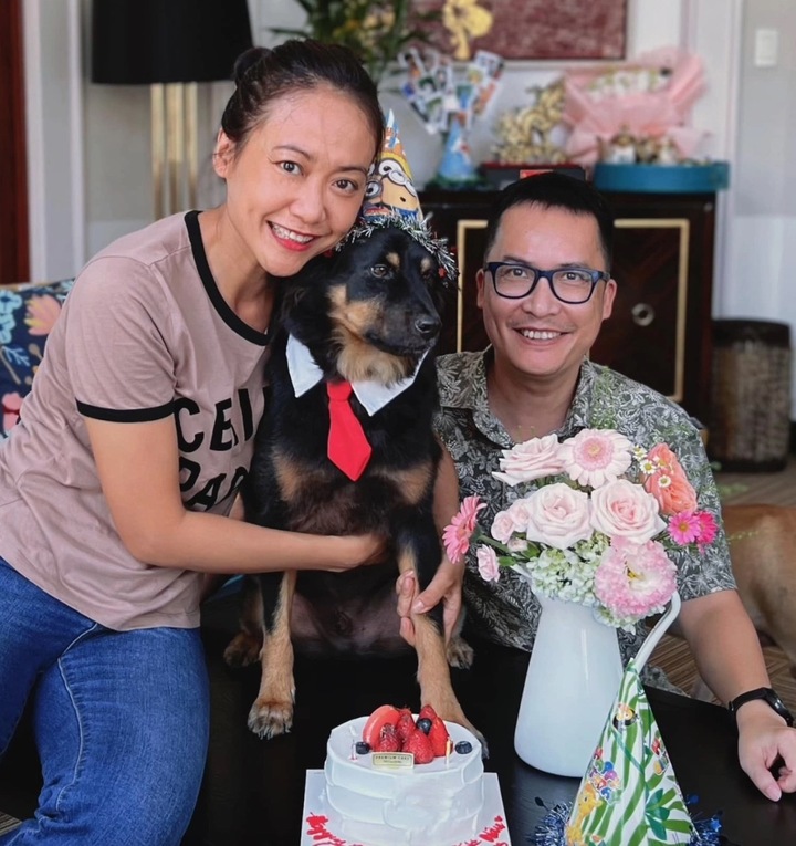 Hồng Ánh và ông xã có cuộc hôn nhân êm ấm gần 20 năm.