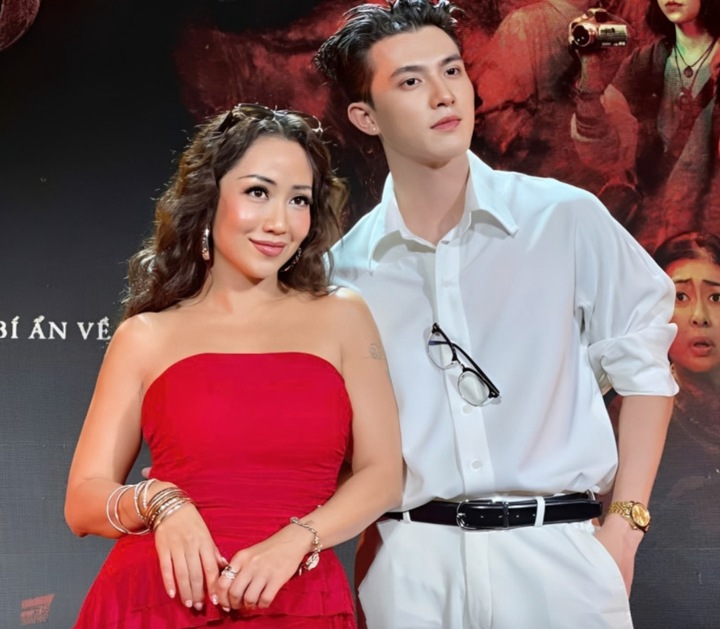 Trần Ngọc Vàng và Ốc Thanh Vân đóng vợ chồng trong "Heo năm móng".