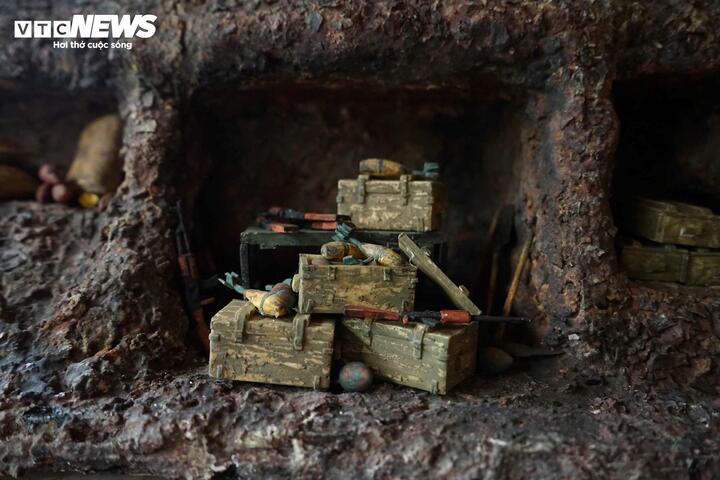 Thông qua “Khuyết”, Thiên Ân tiếp tục khẳng định hướng đi riêng khi kết hợp hội họa với nghệ thuật làm bánh để tạo nên những tác phẩm mang bản sắc Việt. Với anh, mỗi chiếc bánh không chỉ là món ăn, mà còn có thể trở thành một câu chuyện, một ký ức, hay một thông điệp được kể bằng hình khối và cảm xúc.