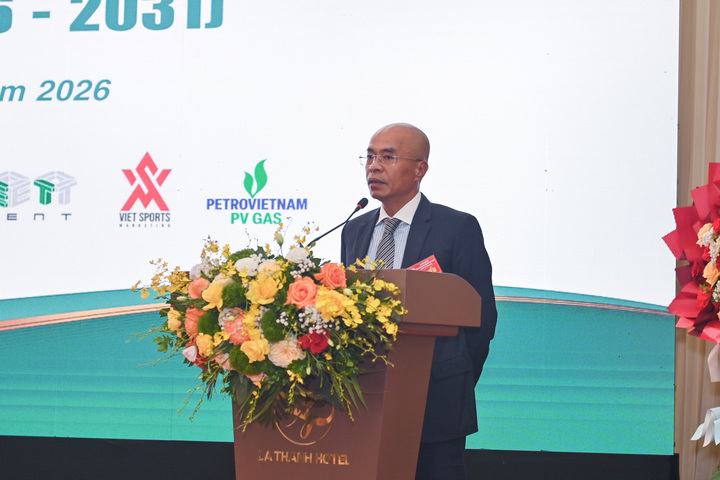 Ông Dương Mạnh Tiến (Chủ tịch HĐQT - Công ty cổ phần thể thao Việt Nam) trúng cử Chủ tịch.