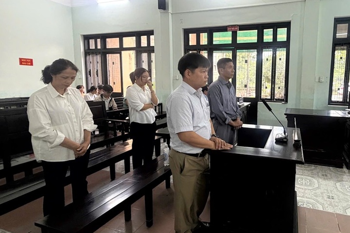 Các bị cáo tại phiên tòa