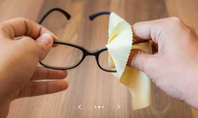 Bức ảnh dùng để "dụi mắt lau kính" rồi biến hình đang gây sốt trên mạng.