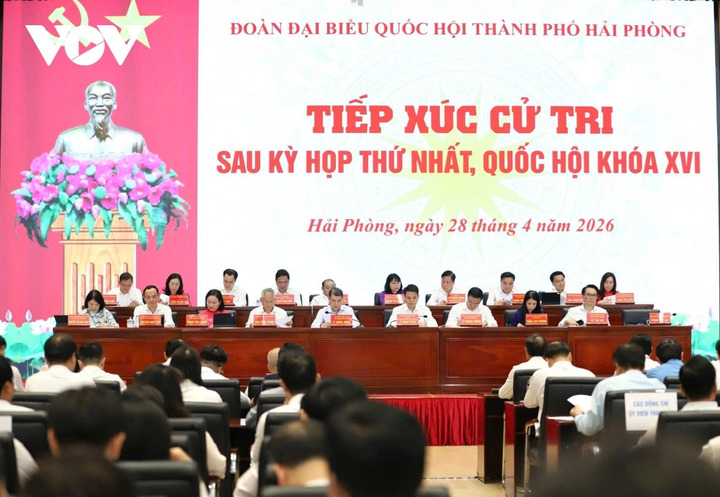 Thủ tướng Lê Minh Hưng và Đoàn đại biểu Quốc hội thành phố Hải Phòng tổ chức tiếp xúc cử tri sau Kỳ họp thứ Nhất, Quốc hội khoá XVI.