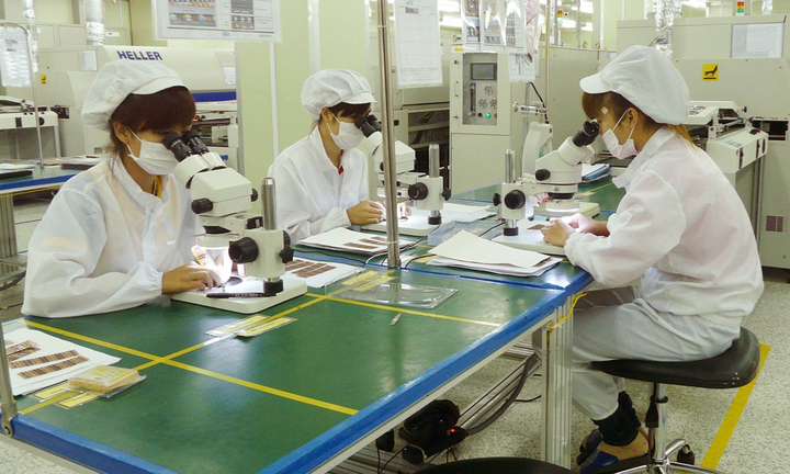 Dây chuyền sản xuất linh kiện điện tử Công ty cổ phần Yes Tech Việt Nam, khu công nghiệp Tiên Sơn.