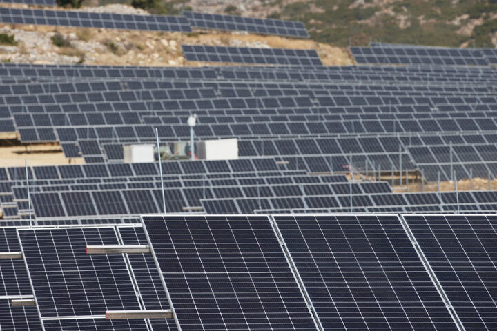 Trang trại điện mặt trời ở 204 MW ở Hy Lạp. (Ảnh: Eurokinissi)