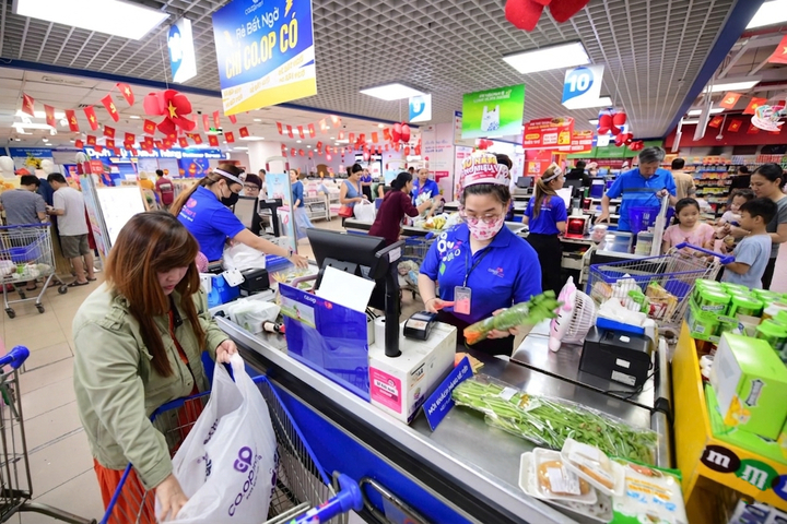 Chương trình mừng sinh nhật Co.opmart 30 năm được khách hàng đón nhận tích cực.