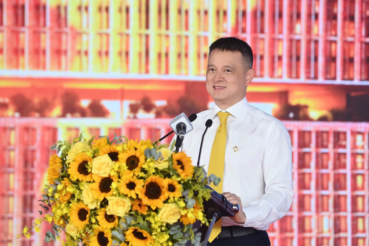 Ông Đặng Minh Trường - Chủ tịch Tập đoàn Sun Group, cam kết huy động năng lực, kinh nghiệm và nguồn lực, để triển khai các dự án đúng tiến độ, chất lượng, đẳng cấp và khác biệt, làm đẹp cho TP.HCM.
