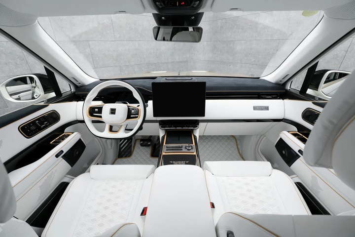 'Rolls-Royce Cullinan của Trung Quốc' lột xác qua bàn tay Mansory - 4