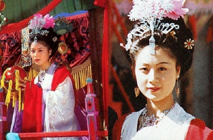 Diễn viên Mã Lan đảm nhận vai Ân tiểu thư - mẹ của Đường Tăng chỉ xuất hiện vỏn vẹn 3 phút trong phim. Song ít ai biết, bà là người được trả cát-xê cao nhất và còn được hưởng ưu đãi riêng mà không diễn viên nào của "Tây du ký" có được.