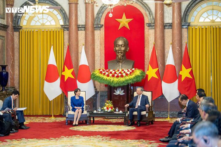 Hai bên duy trì và nâng cấp nhiều cơ chế hợp tác đối thoại thực chất, hiệu quả.