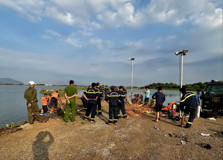 Lực lượng chức năng tổ chức kiếm tìm từ ngày 1/5 đến trưa nay mới tìm thấy thi thể ông S.