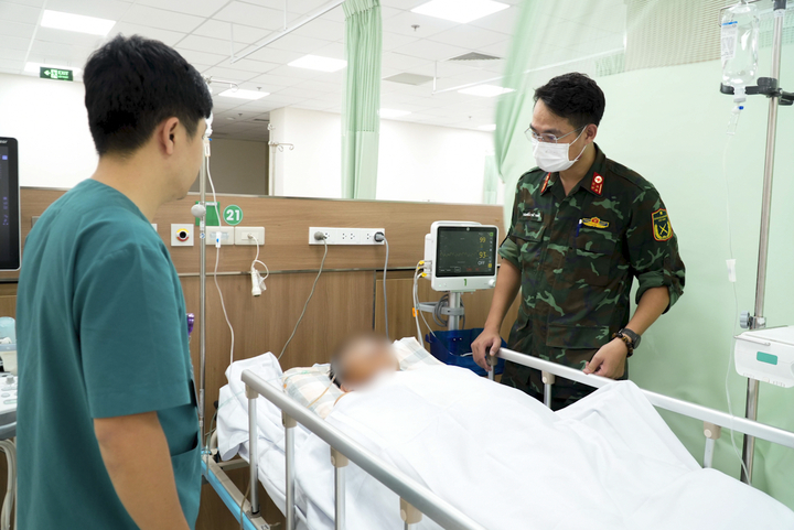 Hiện bệnh nhân tiếp tục được điều trị chuyên sâu tại Bệnh viện Quân y 175. (Ảnh: BCVV)