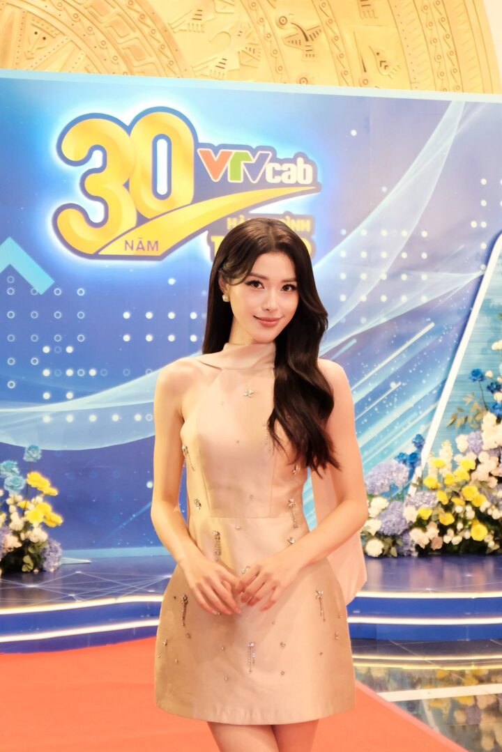 Năm 2021, ở tuổi 19, Thu Huyền bất ngờ quyết định giải nghệ sau thời gian dài suy nghĩ. Chia sẻ về bước ngoặt này, cô từng cho biết: “Mỗi sự lựa chọn đều hướng đến một điều là phát triển sự nghiệp tốt nhất. Tôi đưa ra quyết định giải nghệ và không hối tiếc về điều này".