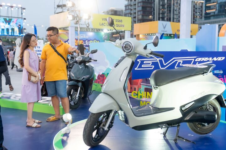 Chọn xe máy điện, người dùng hưởng lợi kép: Tiết kiệm chi phí, giảm ô nhiễm - 1