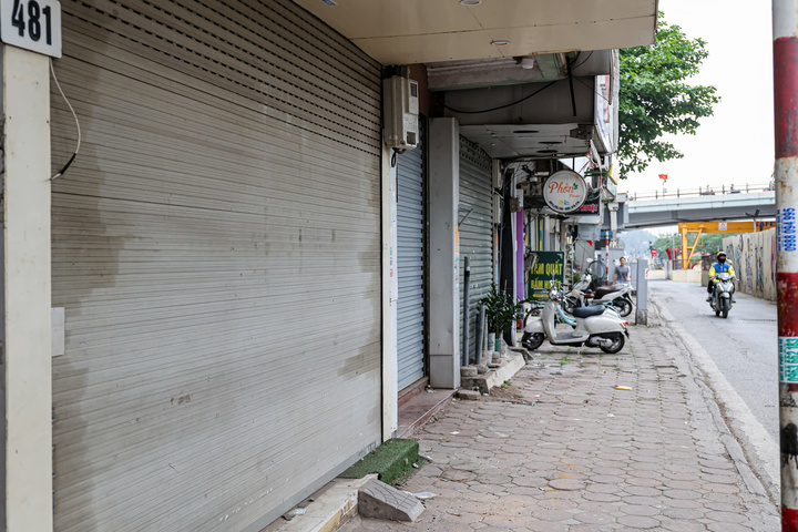 Nhiều cửa hàng