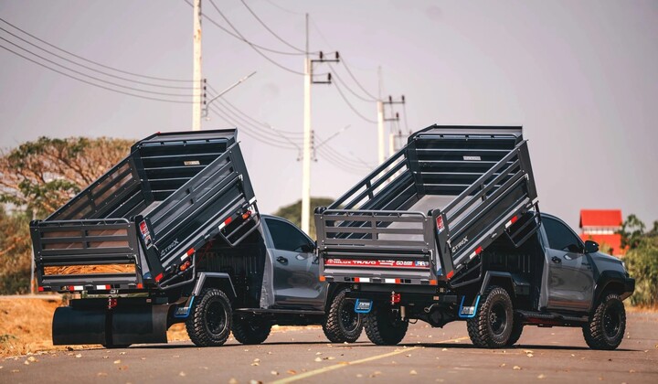 Khung gầm và hệ thống treo sau được gia cố để chịu được tải trọng hàng hóa lên tới 5 tấn.