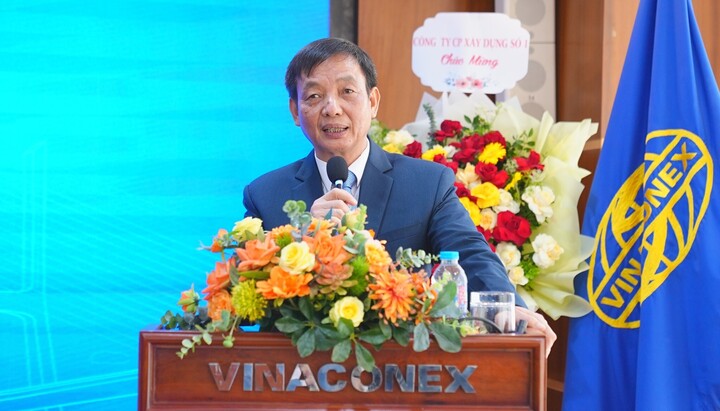 Tân Chủ tịch HĐQT Vinaconex Nguyễn Xuân Đông. (Ảnh: VCG).