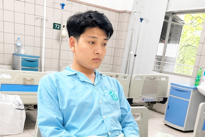 Hặc nhập viện với thể trạng yếu, da vàng và cơ thể suy kiệt.