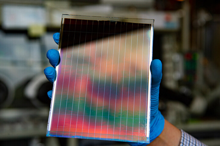Pin mặt trời perovskite.(Ảnh: NREL)
