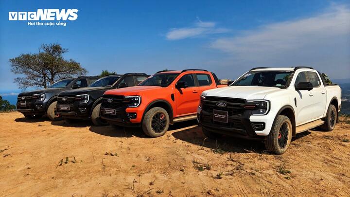 Ford Ranger Wildtrak có động cơ diesel V6 3.0L cùng thiết kế đậm chất bán tải đa dụng. (Ảnh: Mạnh Hùng)