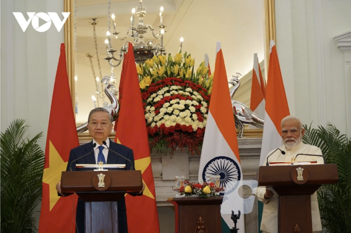 Tổng Bí thư, Chủ tịch nước Tô Lâm và Thủ tướng Ấn Độ Narendra Modi họp báo sau hội đàm tại Thủ đô New Delhi, ngày 6/5/2026.