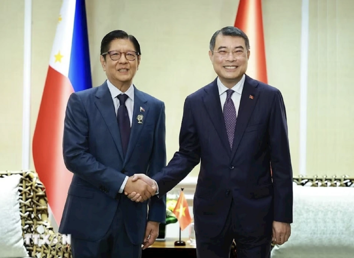 Thủ tướng Lê Minh Hưng gặp Tổng thống Philippines Ferdinand Romualdez Marcos Jr, Chủ tịch ASEAN năm 2026. (Ảnh: Dương Giang/TTXVN)