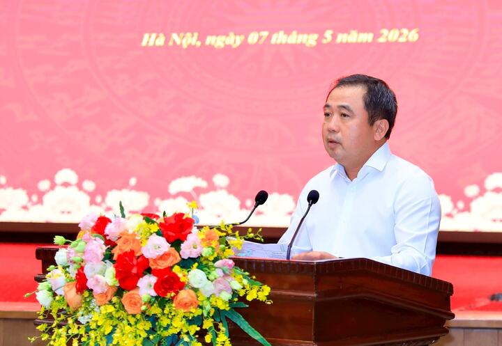 Bí thư Thành uỷ Hà Nội Trần Đức Thắng phát biểu tại hội nghị.