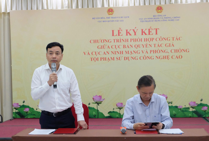 Trung tướng Lê Xuân Minh phát biểu tại buổi lễ.