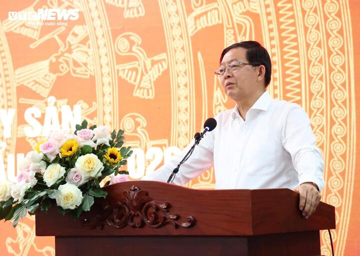 Phó Thủ tướng Hồ Quốc Dũng phát biểu tại Hội nghị thúc đẩy xuất khẩu nông lâm thủy sản sáng 8/5.