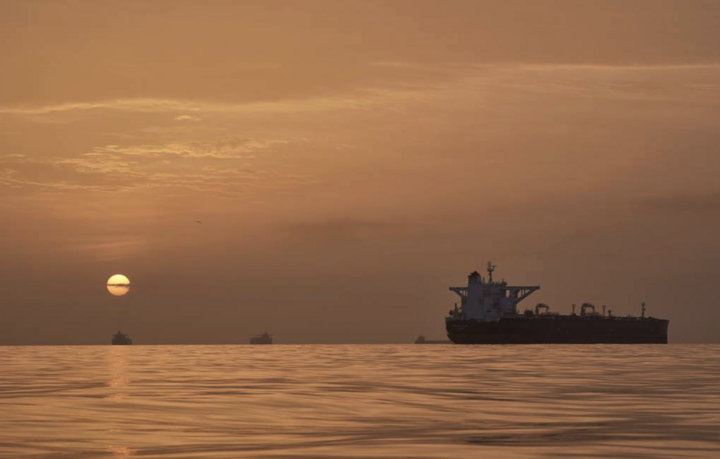 Iran vẫn đang thực hiện hoạt động phong toả eo biển Hormuz. (Ảnh: AP)