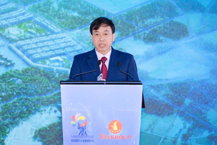 Ông Lê Văn Lương - Phó Bí thư Tỉnh ủy, Chủ tịch UBND tỉnh Điện Biên - phát biểu chỉ đạo tại sự kiện.