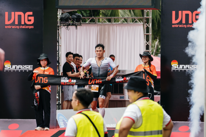 Lâm Quang Nhật - tạo nên dấu ấn lịch sử tại IRONMAN 70.3 Việt Nam 2026.