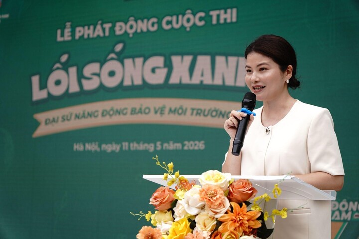 Bà Lê Thị Hoài Thương, đại diện Công ty TNHH Nestlé Việt Nam, bày tỏ những giá trị và thói quen tốt được hình thành từ khi còn đi học sẽ theo các em suốt hành trình trưởng thành.