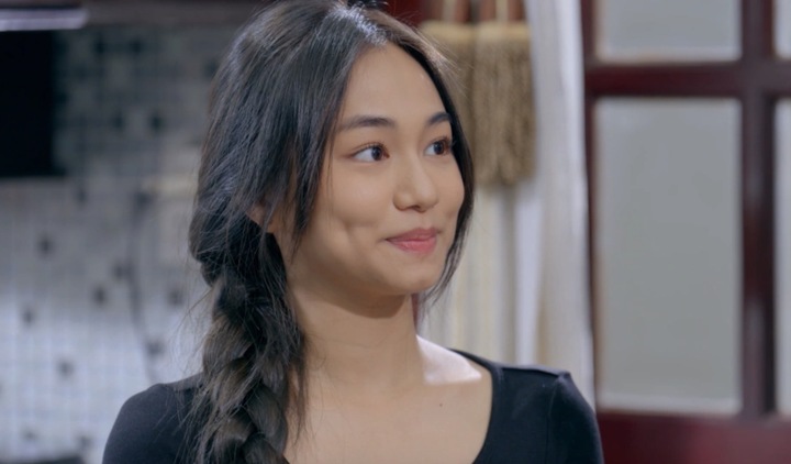 Thời gian qua, diễn viên Ngân Hòa là cái tên được nhiều sự chú ý khi đảm nhận vai “tiểu tam” trong phim truyền hình "Bóng ma hạnh phúc". Vai diễn của Ngân Hoà gây nhiều ức chế cho khán giả, khiến cô liên tục nhận phản ứng trái chiều vì hình tượng phản diện trên màn ảnh.