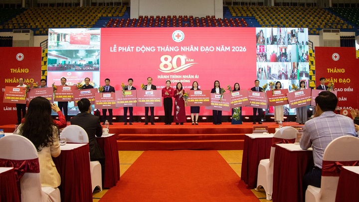 SeABank ủng hộ 10 tỷ đồng hưởng ứng Tháng Nhân đạo năm 2026 - 2