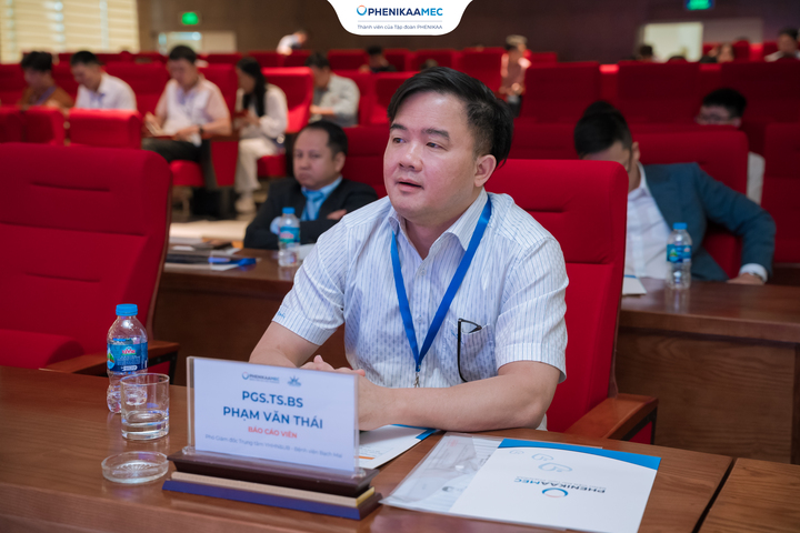 PGS.TS.BS Phạm Văn Thái – Phó Giám đốc Trung tâm Y học hạt nhân & Ung bướu, Bệnh viện Bạch Mai tại Hội thảo.