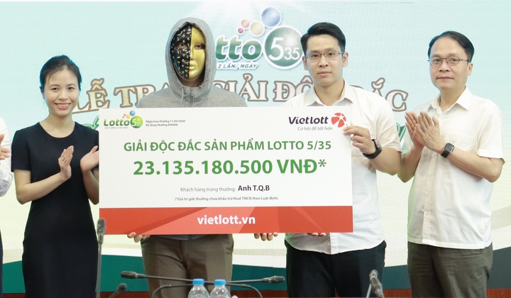 Anh B. trúng số hơn 23 tỷ đồng. (Ảnh: Đại Việt)